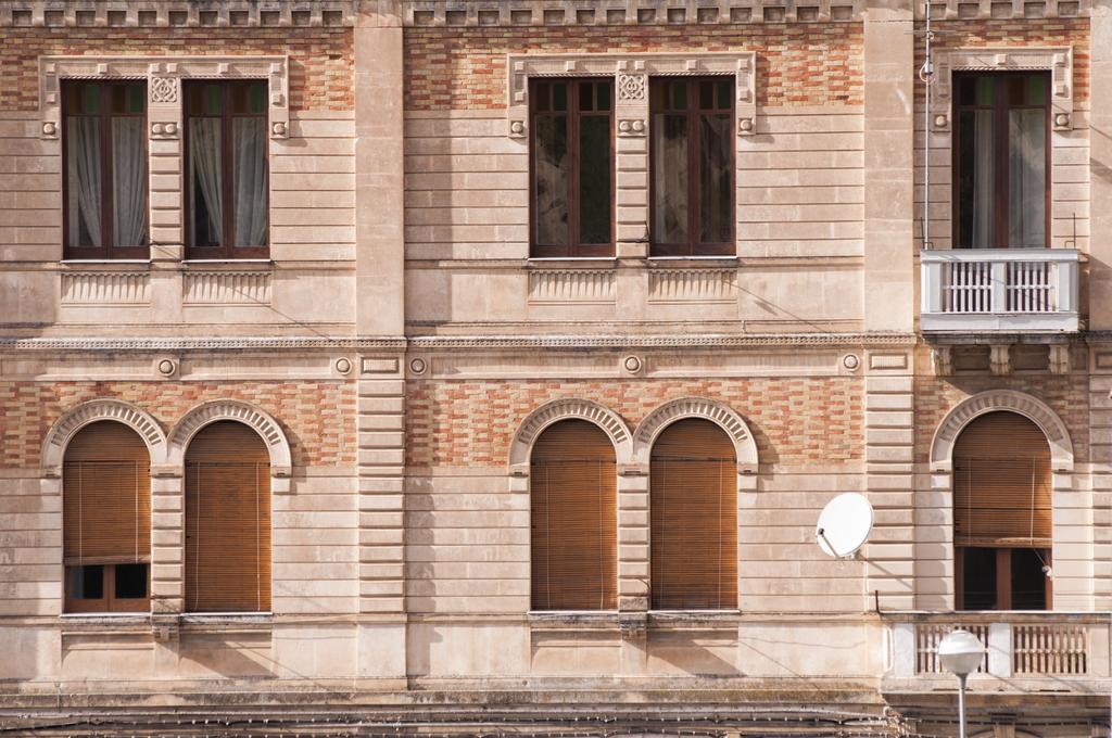 B&B Villa Roma เปียซซา อาร์เมรีนา ภายนอก รูปภาพ