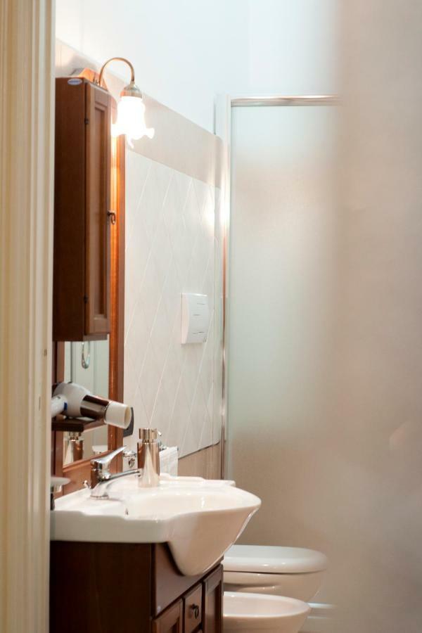 B&B Villa Roma เปียซซา อาร์เมรีนา ภายนอก รูปภาพ